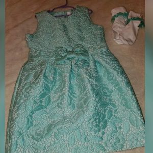 Girls Dress w. Matching socks